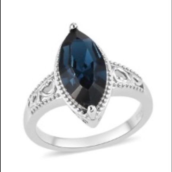 Montana Crystal Ring